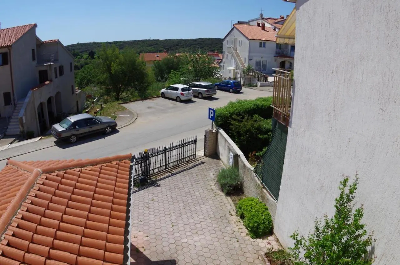 Apartment Leona Pula