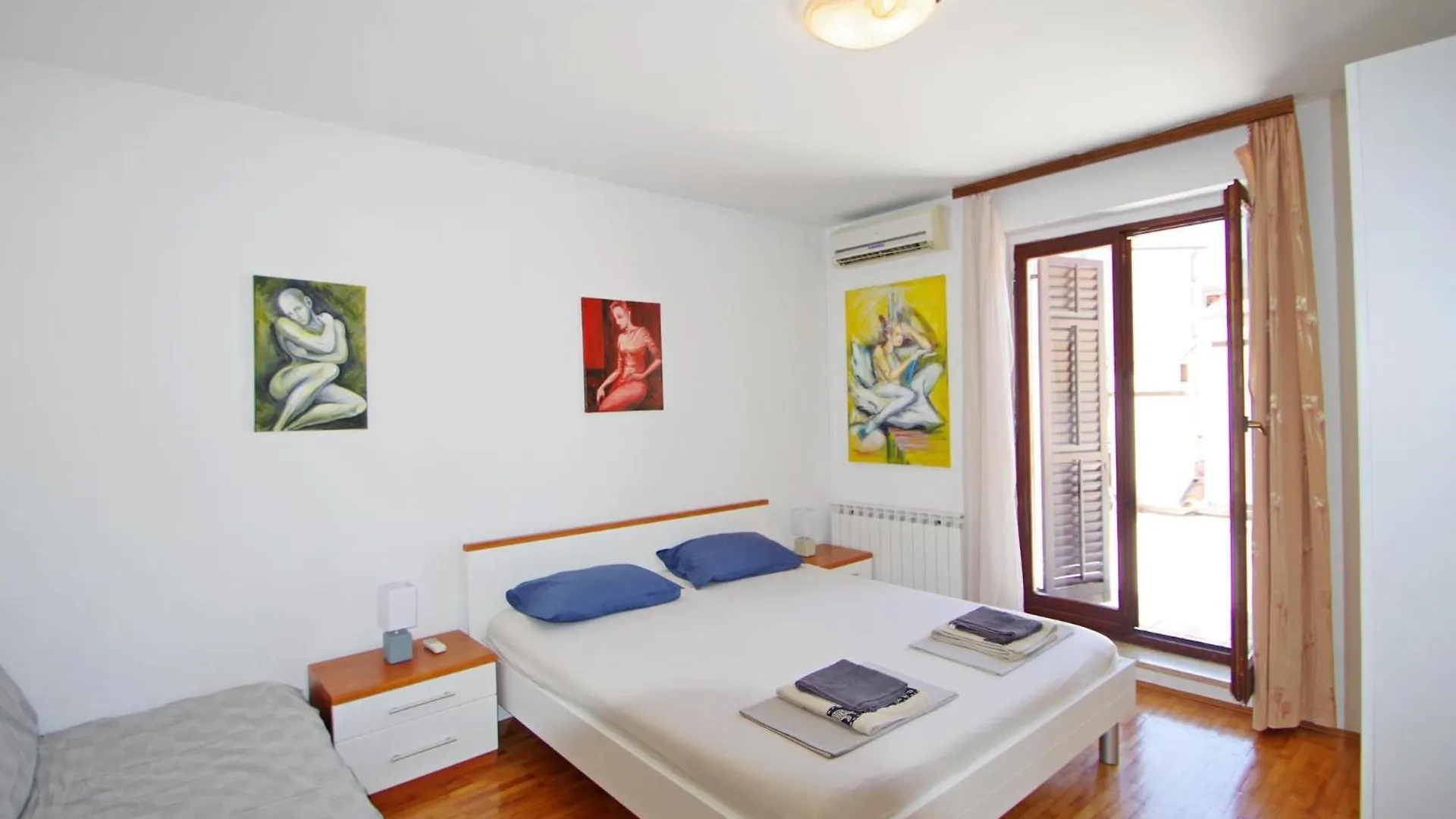 Apartment Leona Pula 0*,  Croatia